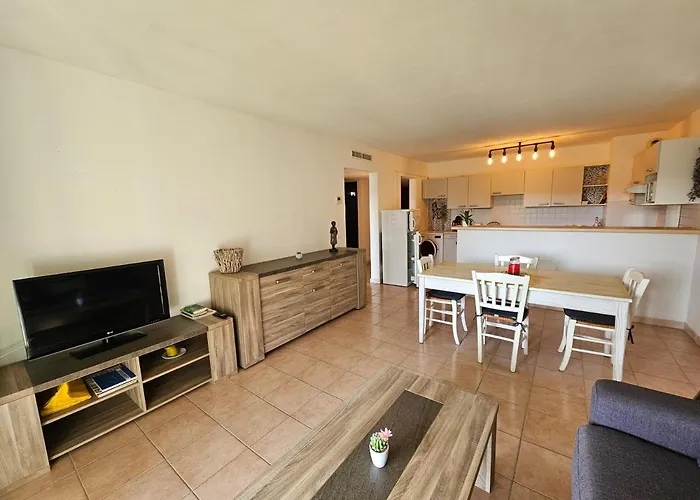 Palmeraie 406- Vue Piscine- Clim- Proche Et Commerces Sari-Solenzara
